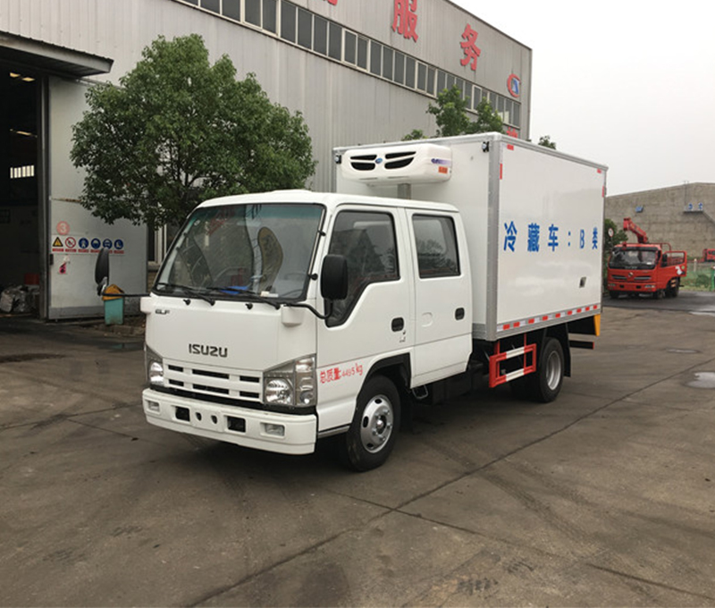 慶鈴五十鈴雙排座3米2冷藏車